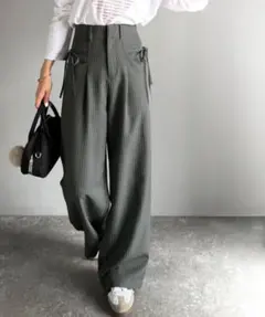Mサイズ　MILY BILET タック入りリボンストレートワイドパンツ
