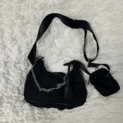 黒 ナイロン ショルダーバッグ 小ポーチ付き