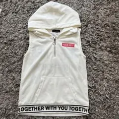 フード付きタンクトップ
