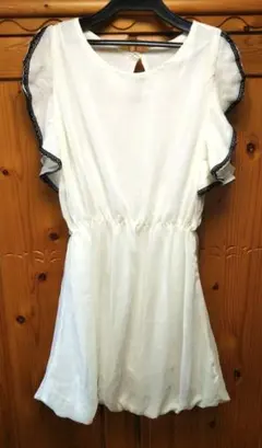 Item thumbnail for item 5fb8e2d7-49c7-47ce-8b5d-481c0bec93af