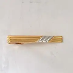 NINA　RICCI　ニナリッチ　タイピン　タイクリップ　ゴールドカラーのサムネイル