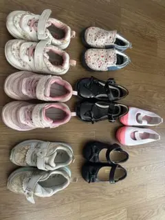 女の子靴、上靴7足まとめ売り（15〜17.5センチ）