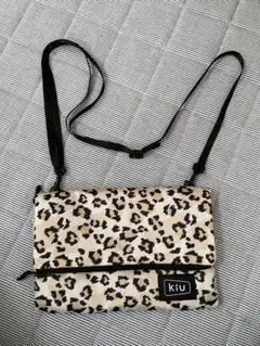 Kiu ヒョウ柄 サコッシュ バック