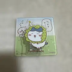 ちいかわ　アクリルシーンクリップビスケット　ハチワレ