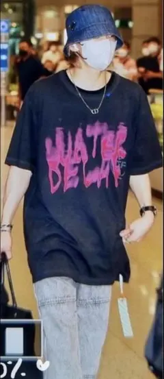 straykids ヒョンジン着用　off-white ロンt スキズ