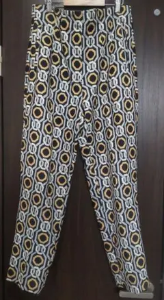 【値下げ】ザラ　パンツ　柄物パンツ　 レディースパンツ　ズボン