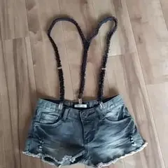 ゴスロリデニムショートパンツ＆レースサスペンダー