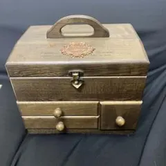 Item thumbnail for item f6d149a4-080c-4c8f-85c8-b5089f02e60f