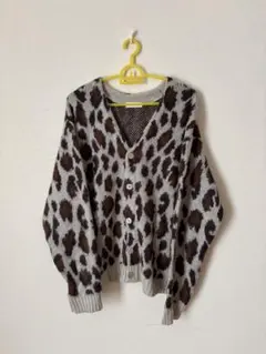 レオパード柄ニットカーディガン