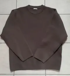 GU ブラウンポリエステルニット M