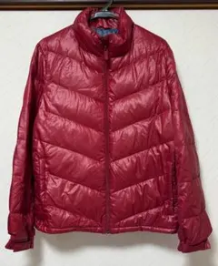 バーガンディ ダウンジャケット