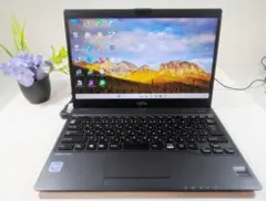 【美品】軽量小型ノートパソコン✨新品SSD256GB✨win11✨オフィス