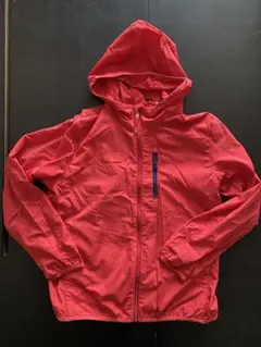 UNIQLOポケッタブルパーカーのサムネイル
