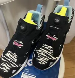 VETEMENTS Reebok コラボ スニーカー ポンプフューリー 落書き - メルカリ