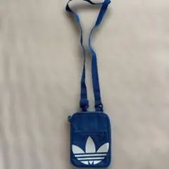adidasミニショルダーのサムネイル