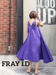 【FRAY I.D】フレイアイディー　バックVタフタドレス　ロングワンピース　Мのサムネイル