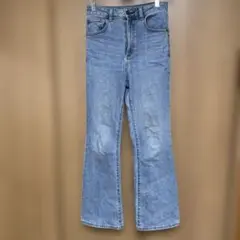 GU ブーツカットデニム ライトブルー