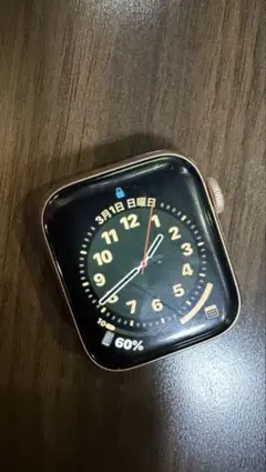 Apple Watch 40mm ゴールド　Series 5アルミニウム　GPS