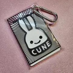 2026年最新】cune キーホルダーの人気アイテム - メルカリ