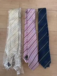 ストライプネクタイセット クリーム色 ピンク ネイビー