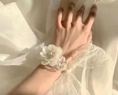 新品未使用 ウエディンググローブ 結婚式花びら白フィンガーレス