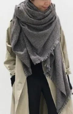 L'Appartement ALONPI CASHMERE STOLEアロンピ