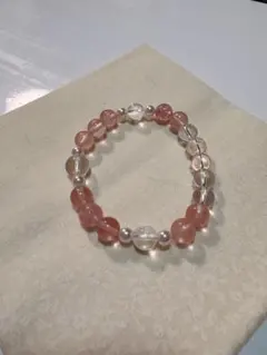 守りと女性性を強化する天然石ブレスレット
