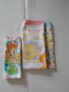 【中古品】ベビーアリエル バンダナ2枚タオル1枚のサムネイル