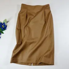 S*e様 UNITED ARROWS TOKYOタイトスカート 後ろファスナー