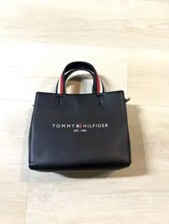 TOMMY HILFIGER ショルダーバッグ 美品✨