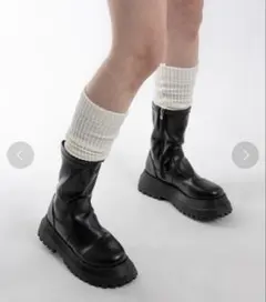 インサイドジッパーミドル丈厚底ブーツ