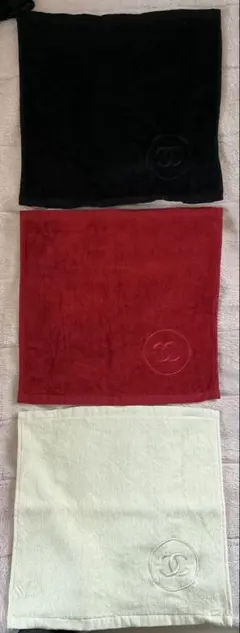 CHANEL ハンカチ 3枚セットのサムネイル