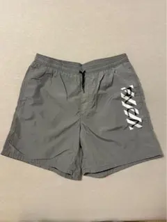 ルーカ　ハーフパンツ　半ズボン　短パン　RVCA