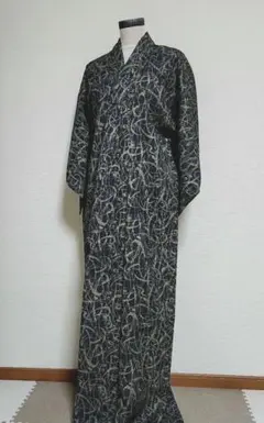 ネイビーとゴールドの着物　単衣