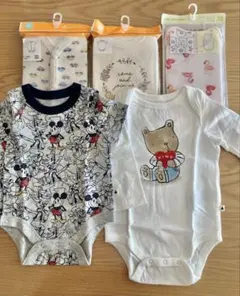 【新品】肌着　ロンパース　ユニクロ　5枚セット　1枚おまけで6枚セットになります