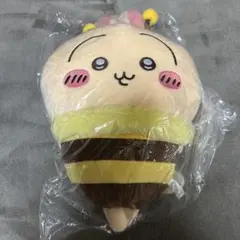 ちいかわ ハチさんBIGぬいぐるみ　プライズ　うさぎ