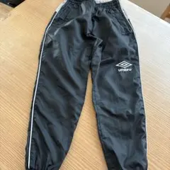 キッズumbro アンブロ ピステパンツ ブラック　サッカーフットサル