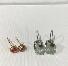 ピンクとグリーンのスワロフスキーガラスのビジューピアスセット