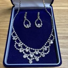 Item thumbnail for item 32793e49-ca0e-4bbb-ab2d-022ee2347031