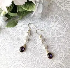 ハンドメイド　キラキラビジューとパールビーズの揺れるロングピアス