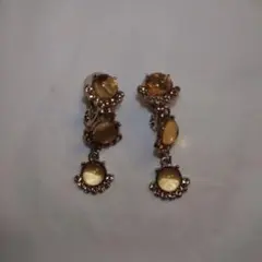 ゴールド ドロップイヤリング クリスタル装飾