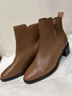 TOMMY HILFIGER ブラウンレザーブーツ Sサイズ