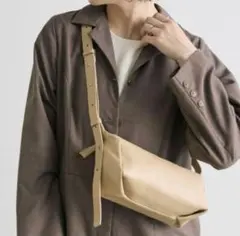 ear イアパピヨネ　ボックスミニショルダーバッグ