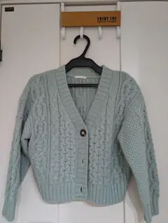 ミントグリーン ケーブル編みカーディガン