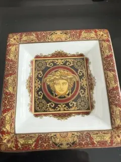 【新品】VERSACE★メデューサガーラ GOLD 灰皿★ゴールド装飾オブジェ 2025年最新】メデューサガーラの人気アイテム - メルカリ