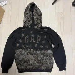 GAP風葉っぱ模様パーカー