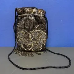巾着型ショルダーバッグ 黒と金の刺繍