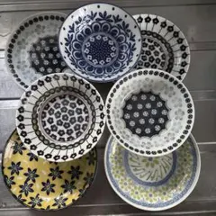 多様な模様の小皿セット 7枚