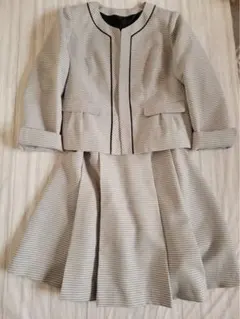 極美品　大きいサイズ　フォーマル　セットアップ　スカートスーツ　21号