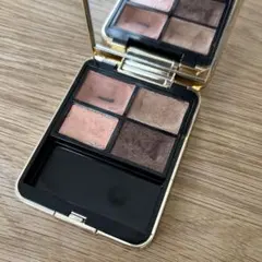 クレ・ド・ポー　ボーテ　オンブルクルールクアドリ　5 Coral Reef